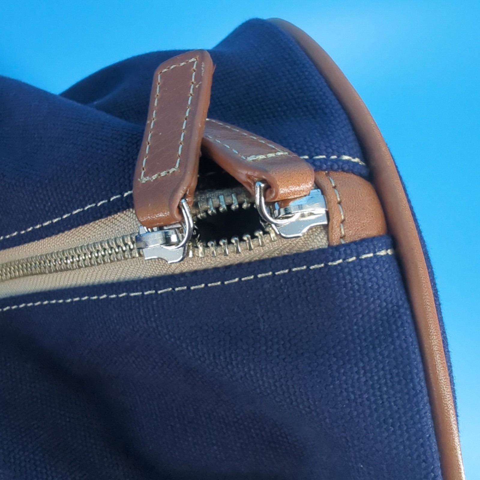 Hook & Albert Navy Blue Canvas Leather Weekender Duffle Travel Bag 21" Luxury — image 4 of 8